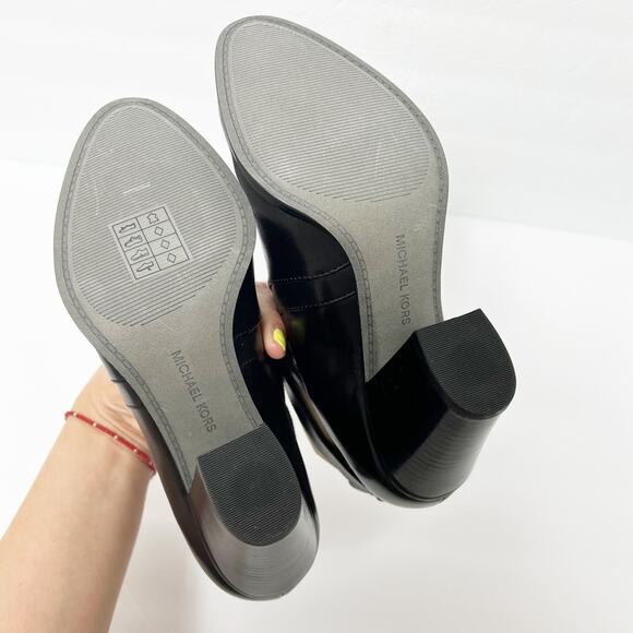 MICHAEL MICHAEL KORS BLACK BUCKLE WOMEN HEEL BOOTIES SIZE 6 NEW - Picture 5 of 6